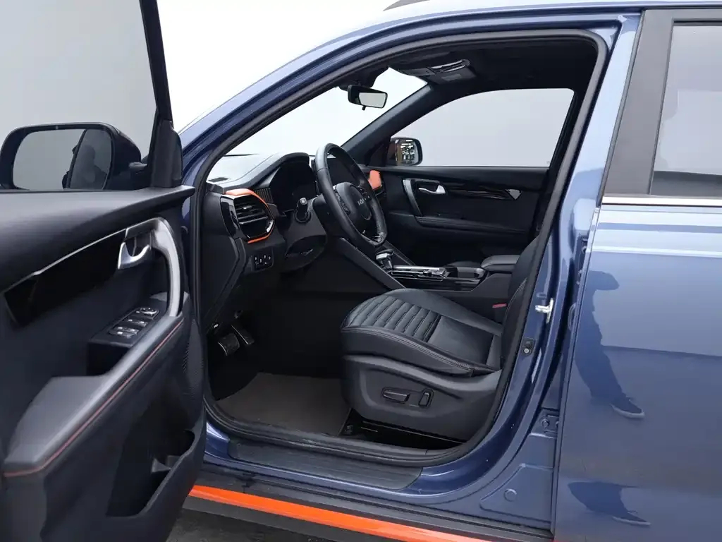 Kia Sportage — фото 7
