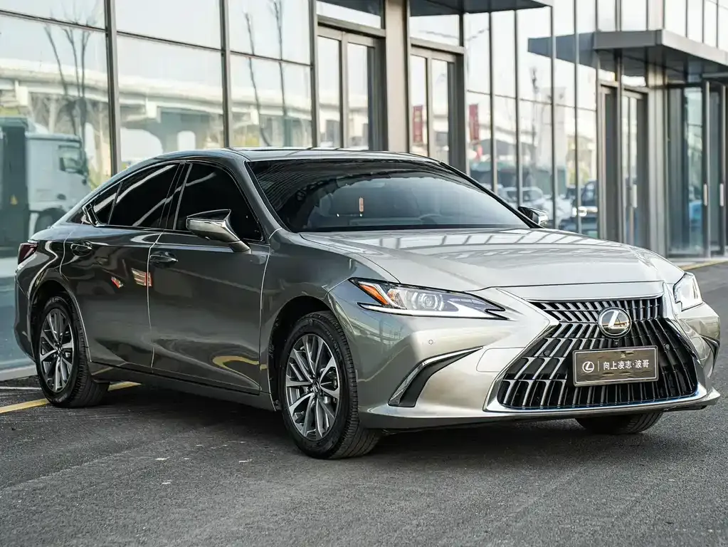 Lexus ES — фото 4