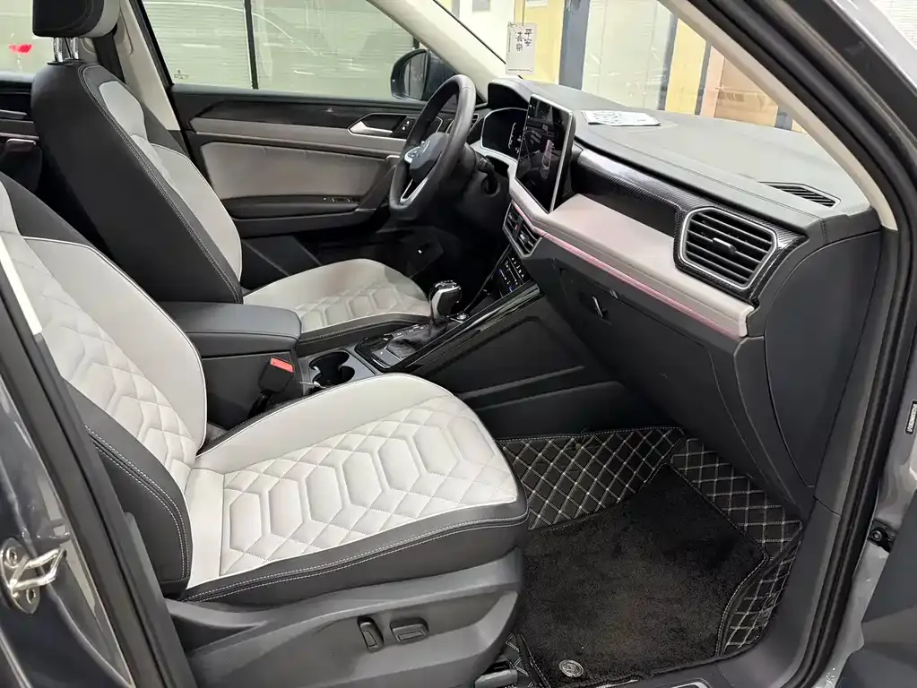 Volkswagen Tayron 2023 из CN, фото 4
