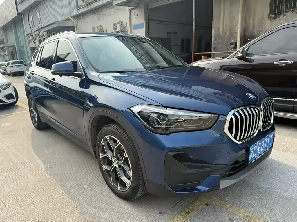 BMW X1 — фото 2