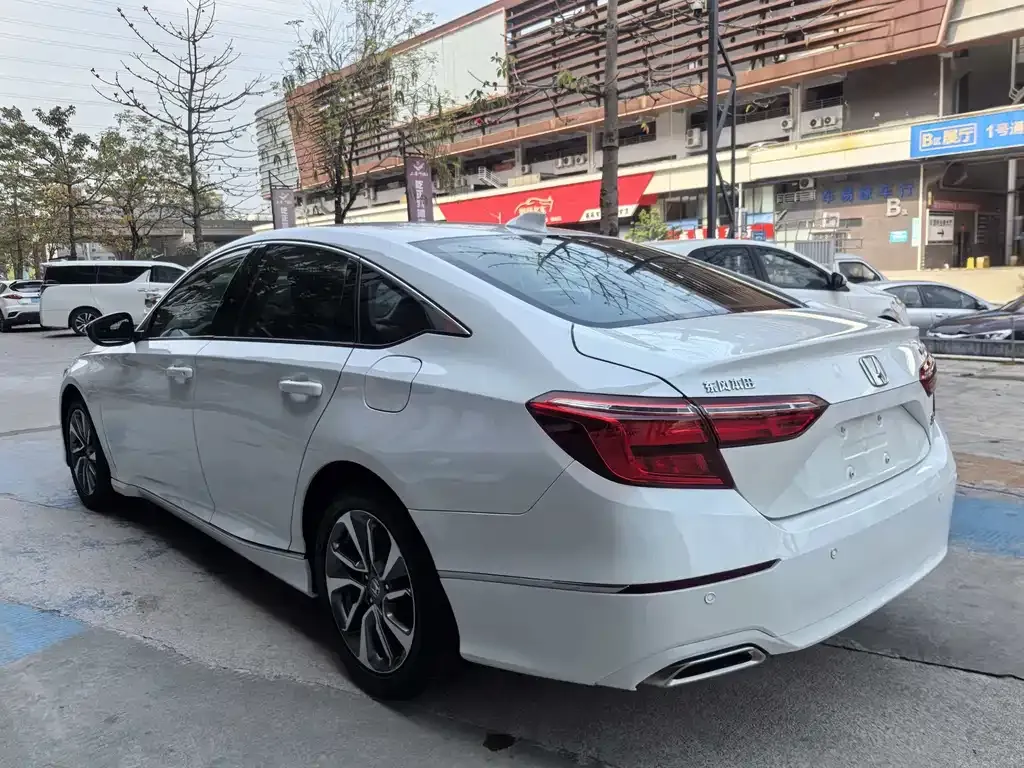Honda Inspire 2021 из CN, фото 9