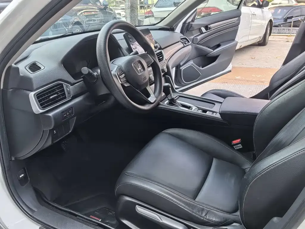 Honda Inspire 2021 из CN, фото 5