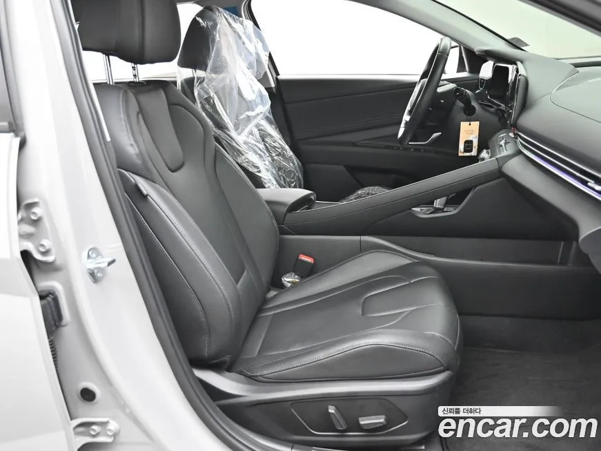 Hyundai AVANTE — фото 3