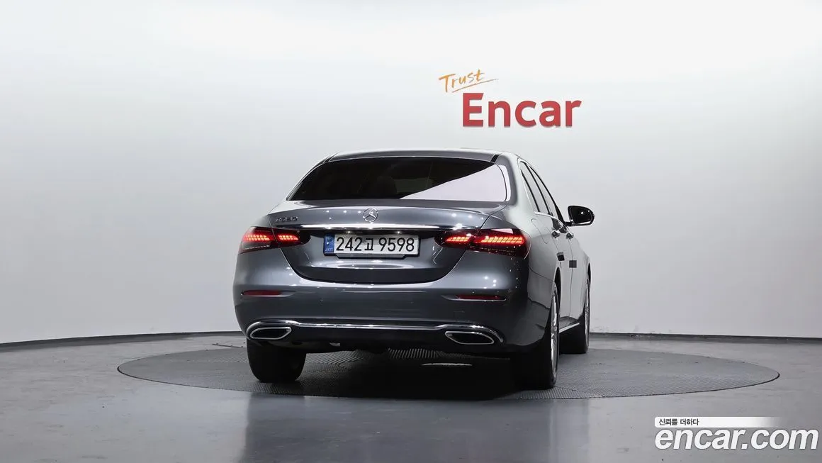Mercedes-Benz E-Class 2021 из KR, фото 7