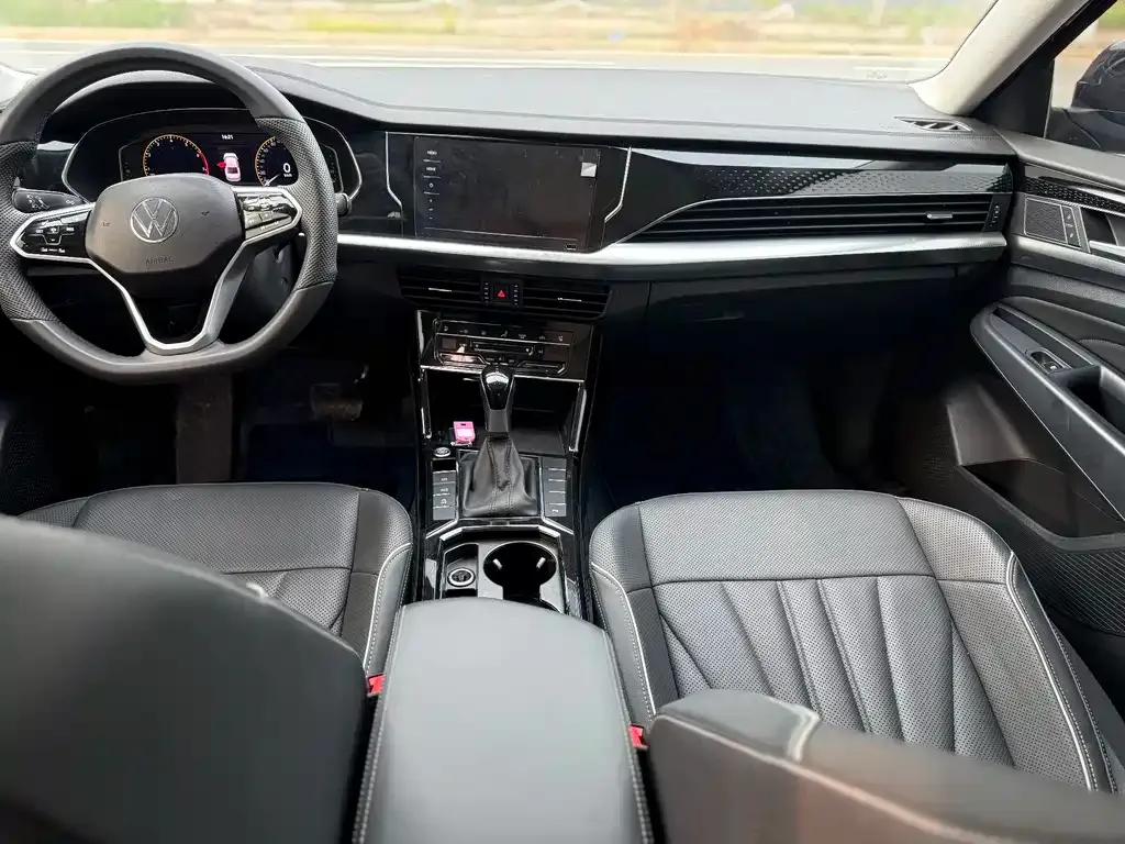 Volkswagen Passat — фото 3