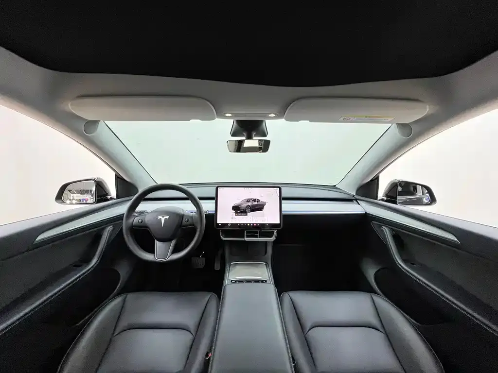 Tesla Model Y 2023 из CN, фото 8