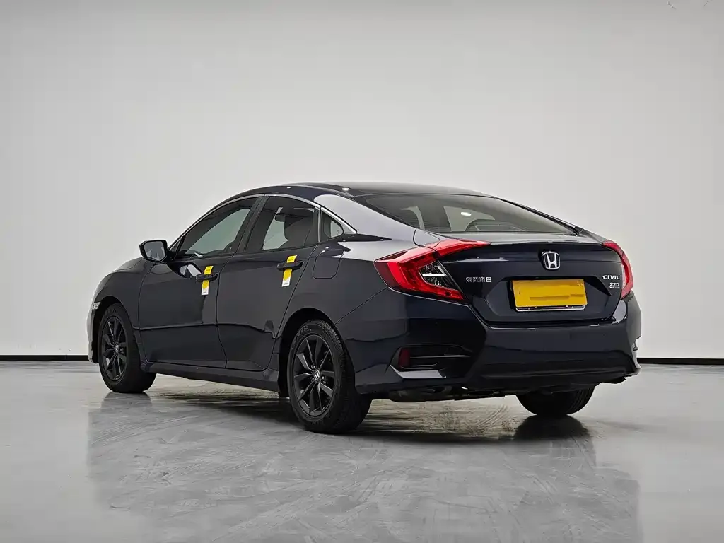 Honda Civic — фото 4