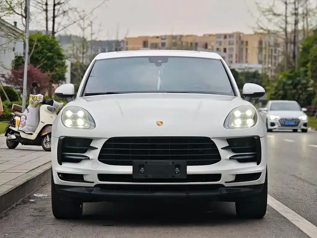 Porsche Macan 2021 из CN, фото 3