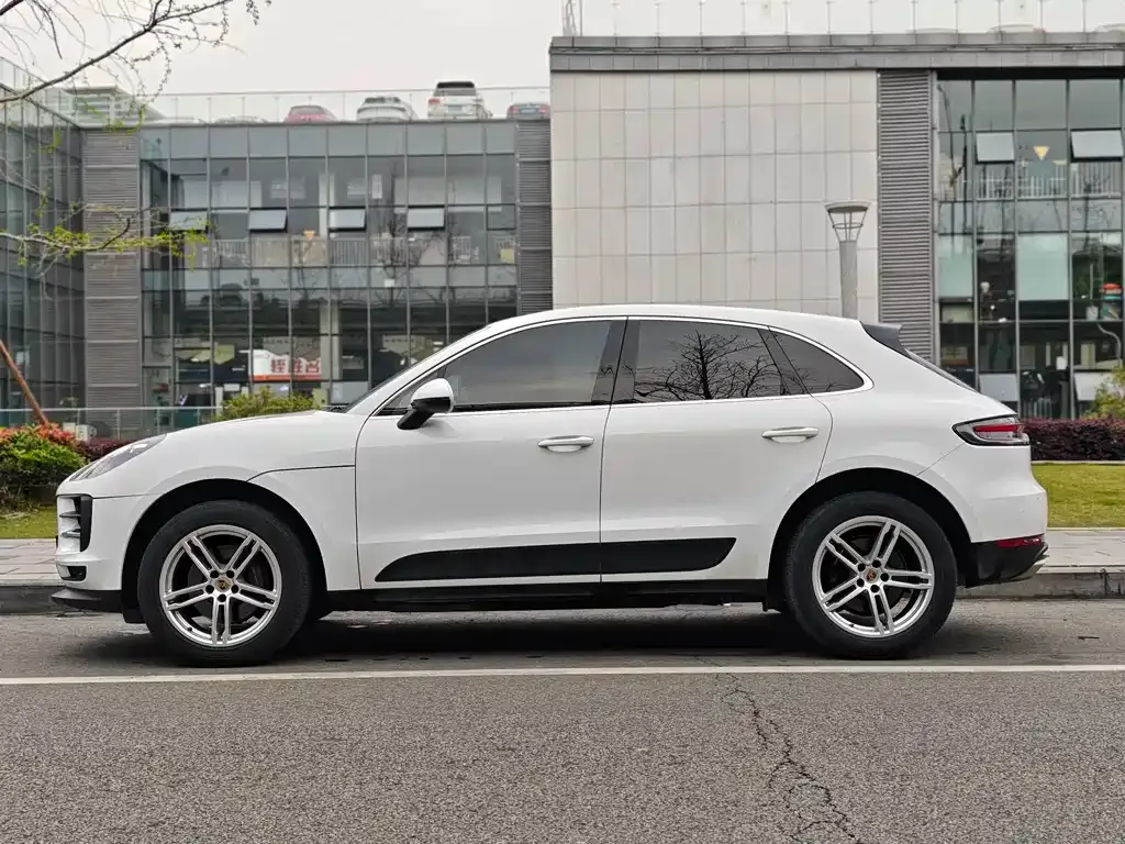 Porsche Macan 2021 из CN, фото 9
