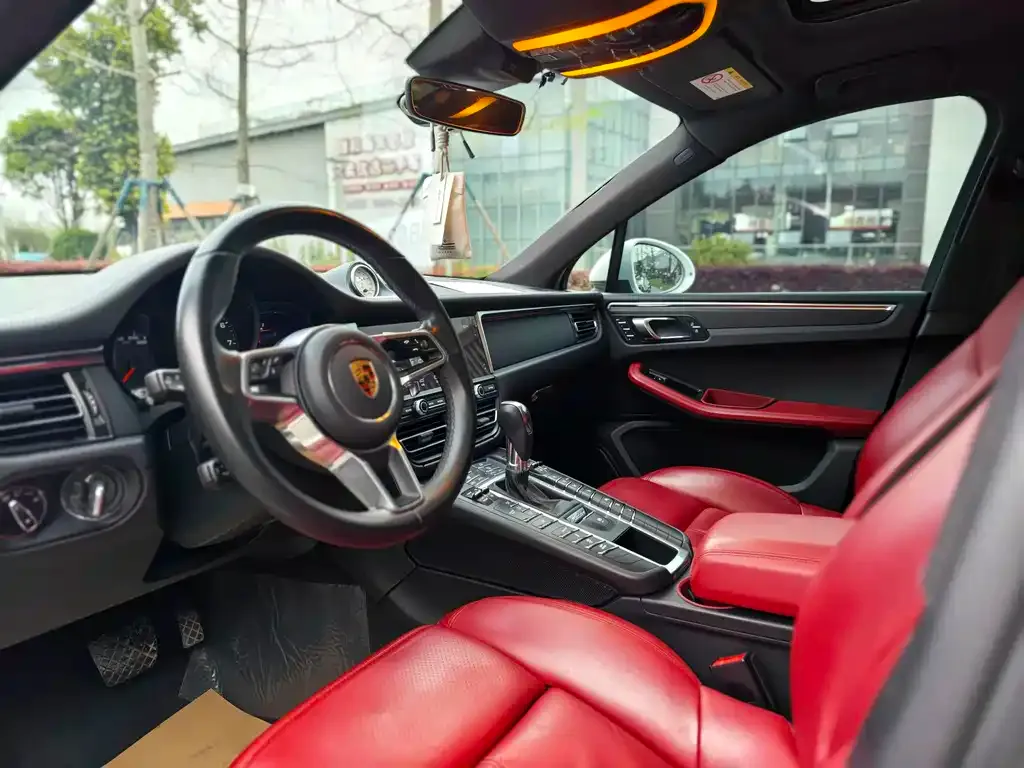 Porsche Macan 2021 из CN, фото 2