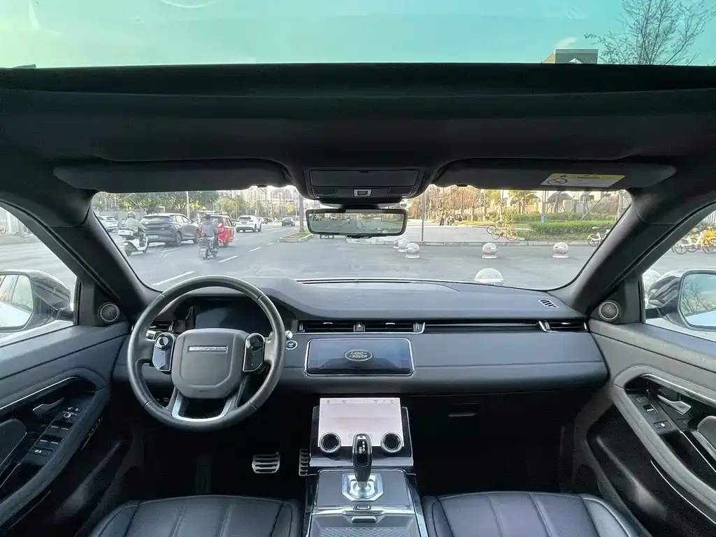 Land Rover Evoque — фото 2