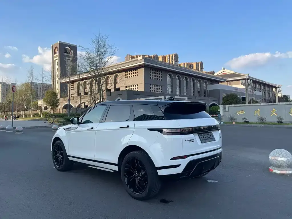 Land Rover Evoque — фото 9