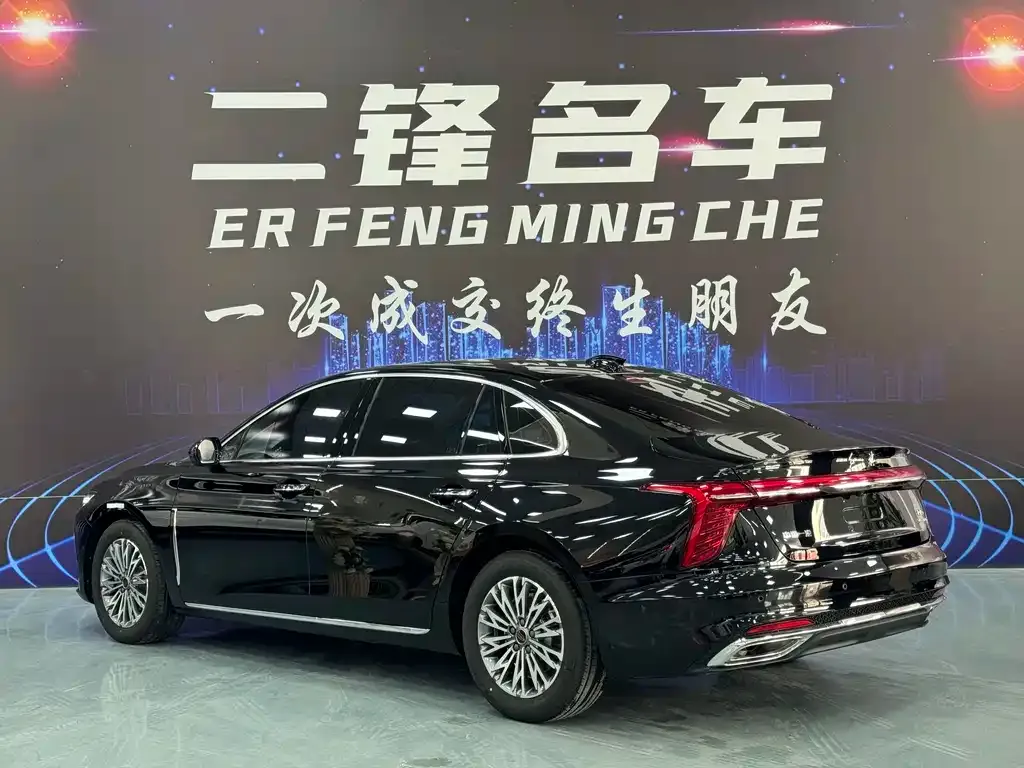Hongqi H5 — фото 10