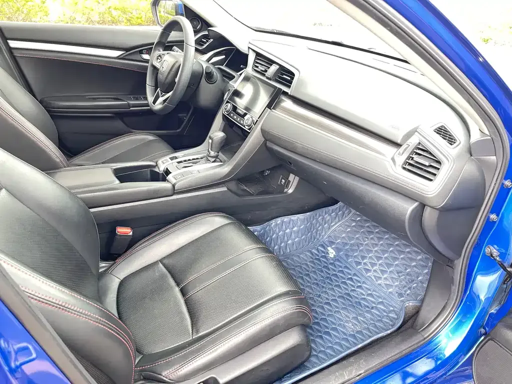 Honda Civic — фото 5