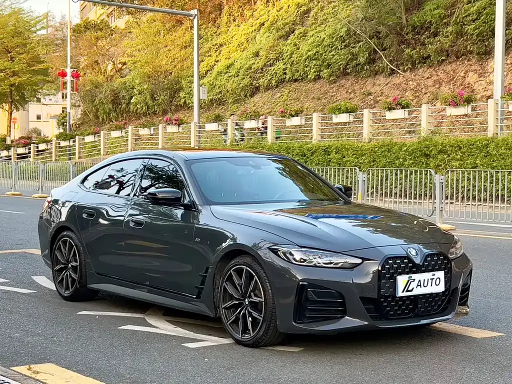 BMW 4 Series 2023 из CN, фото 8