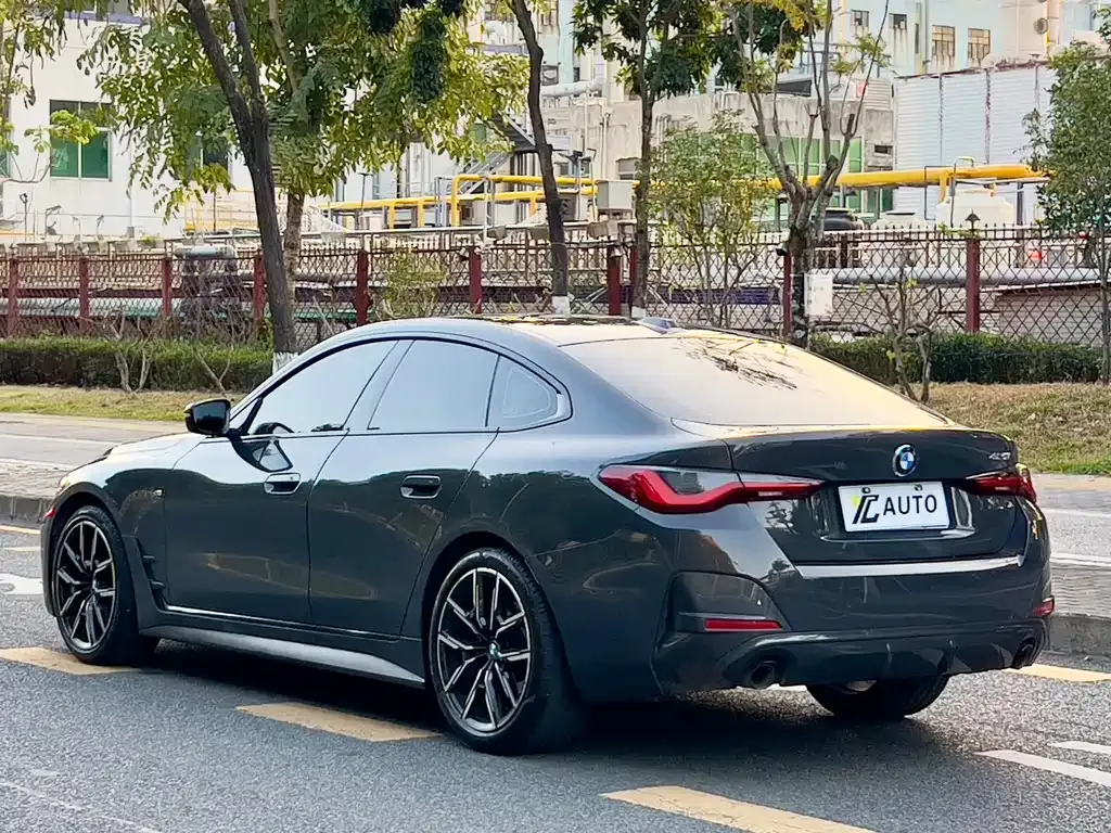 BMW 4 Series 2023 из CN, фото 9