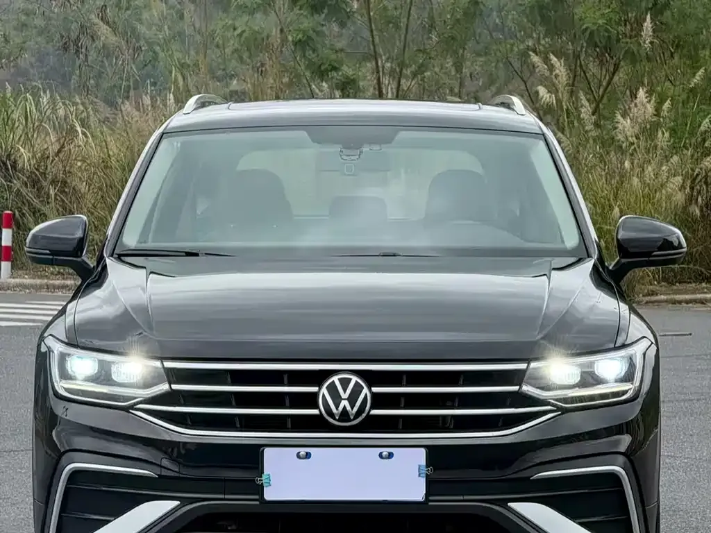 Volkswagen Tiguan L 2021 из CN, фото 9