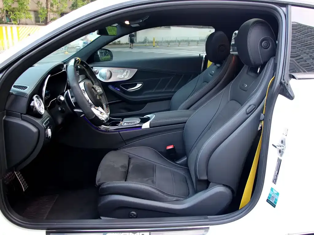 Mercedes-Benz C-Class AMG — фото 10