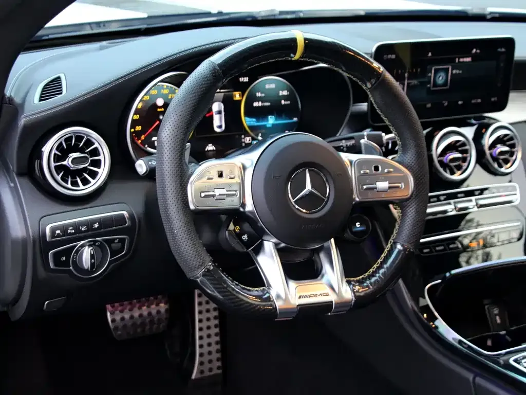 Mercedes-Benz C-Class AMG — фото 4