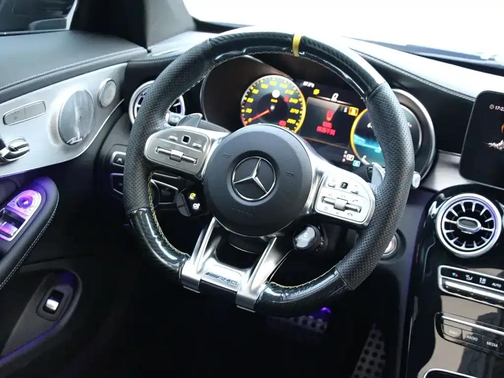 Mercedes-Benz C-Class AMG — фото 9