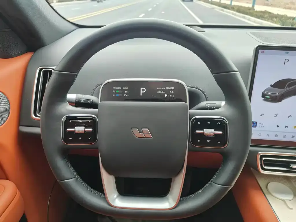 Li Auto L7 — фото 7