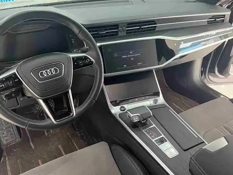 Audi A6L — фото 2