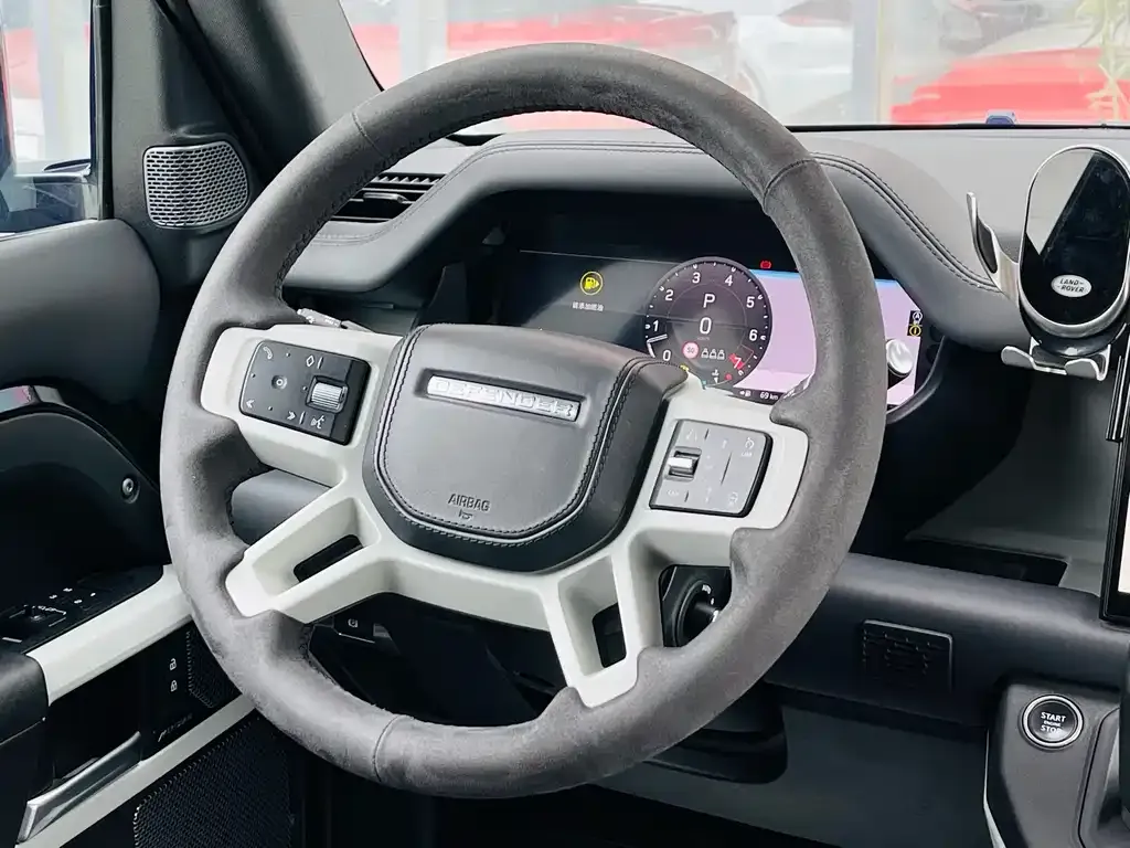 Land Rover Defender 2023 из CN, фото 3