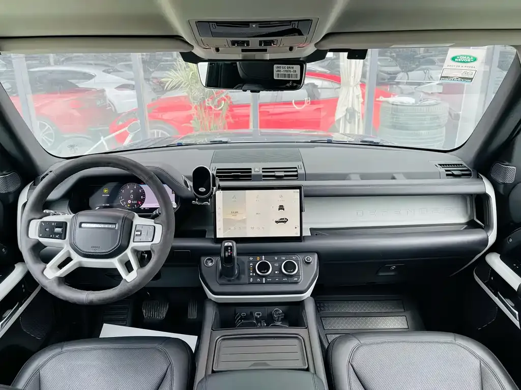 Land Rover Defender 2023 из CN, фото 4