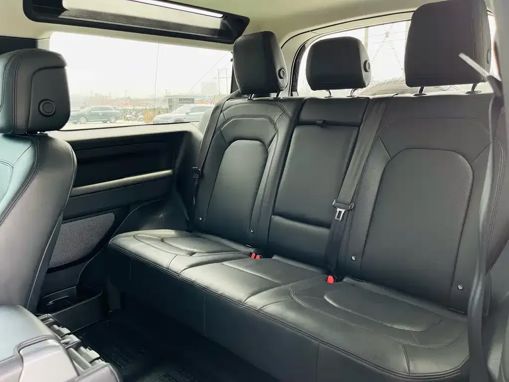 Land Rover Defender 2023 из CN, фото 6
