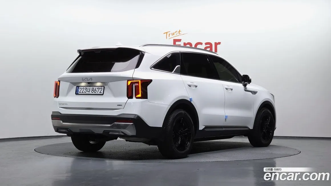Kia Sorento — фото 9