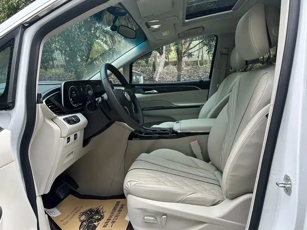 Buick GL8 2022 из CN, фото 7