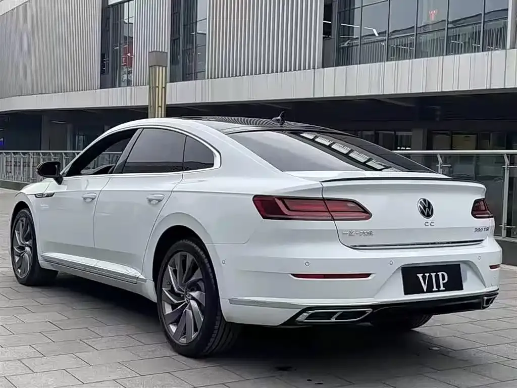 Volkswagen CC — фото 5