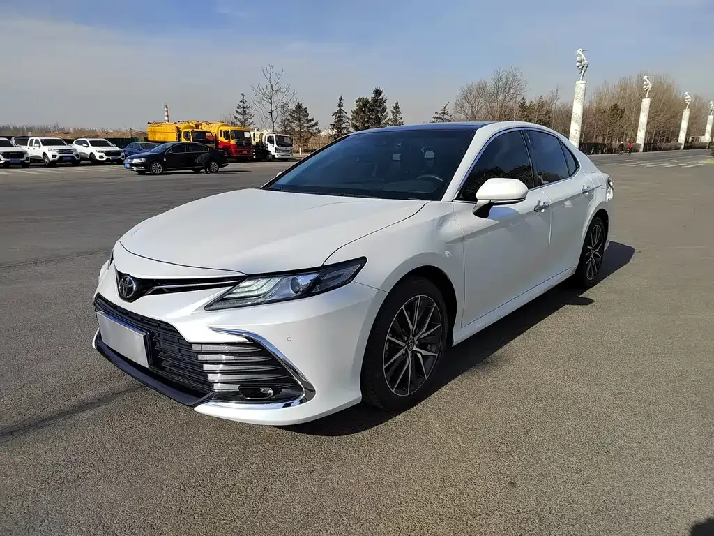 Toyota Camry 2022 из CN, фото 1