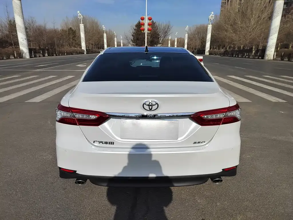 Toyota Camry 2022 из CN, фото 8