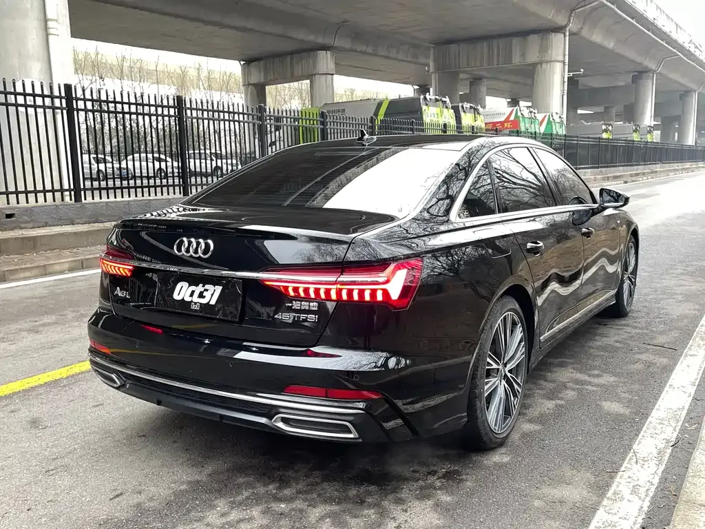 Audi A6L — фото 10