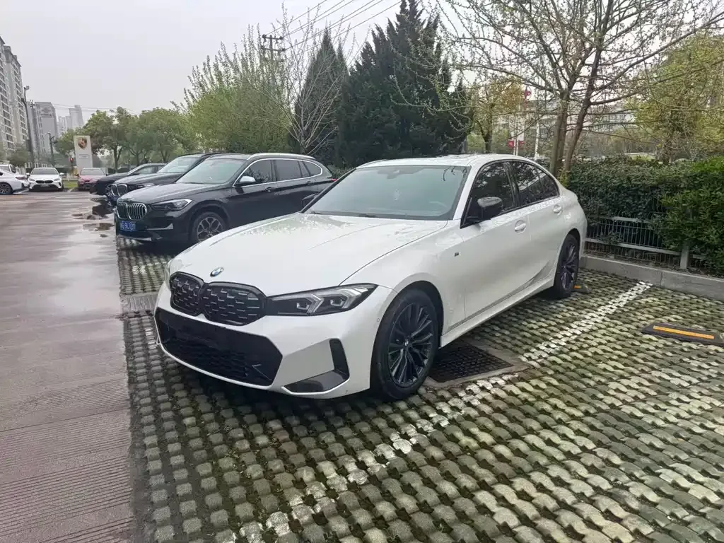 BMW 3 Series 2024 из CN, фото 1
