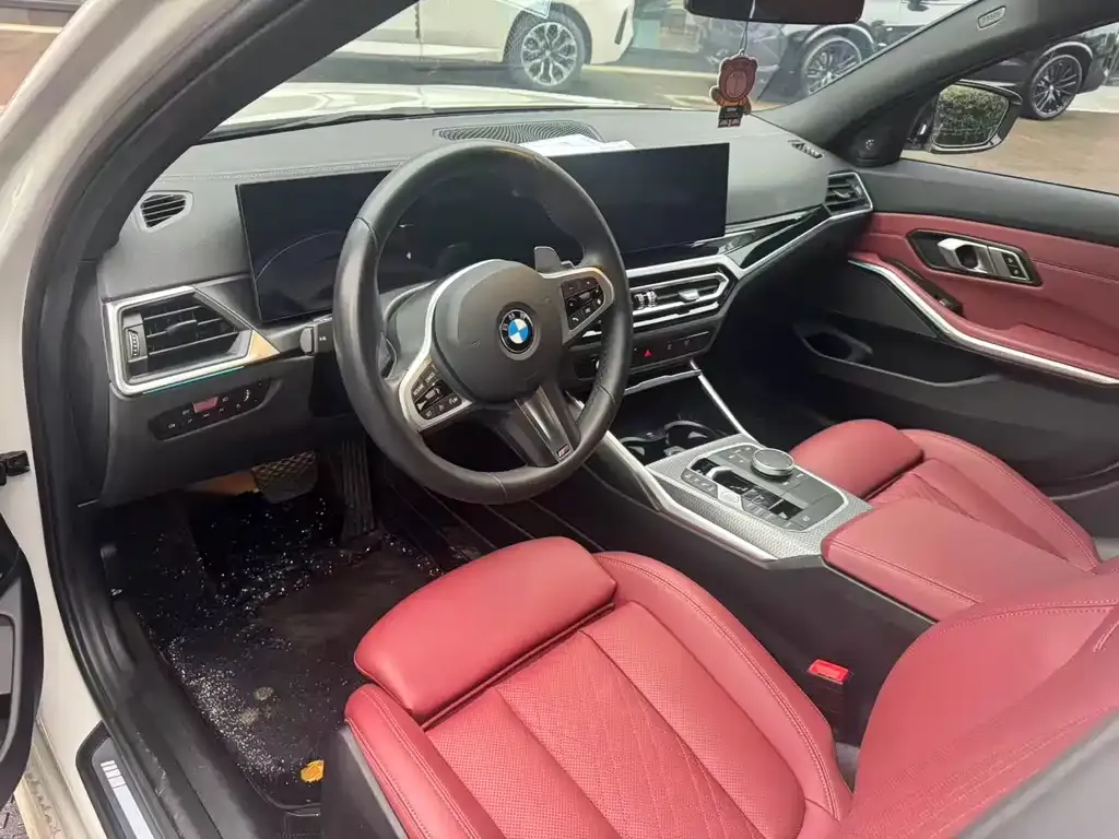 BMW 3 Series 2024 из CN, фото 7