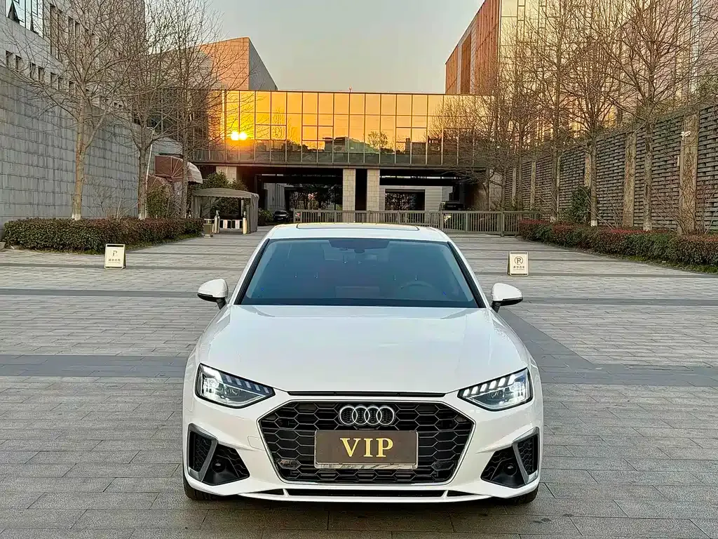 Audi A4L 2024 из CN, фото 5
