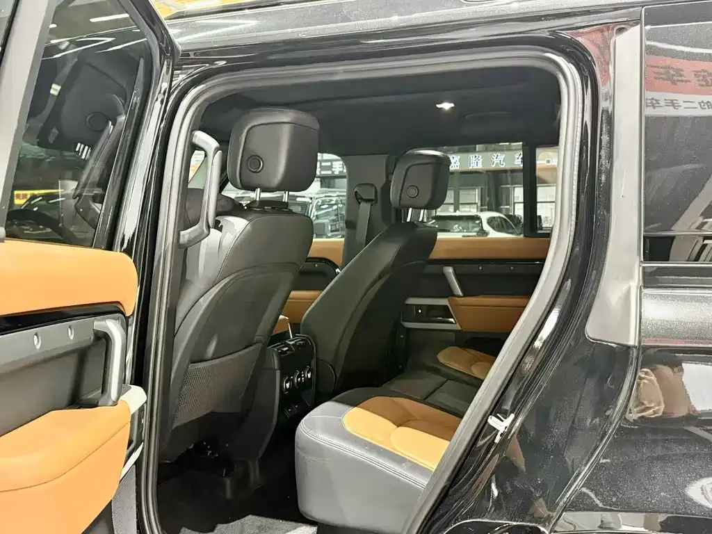 Land Rover Defender — фото 3