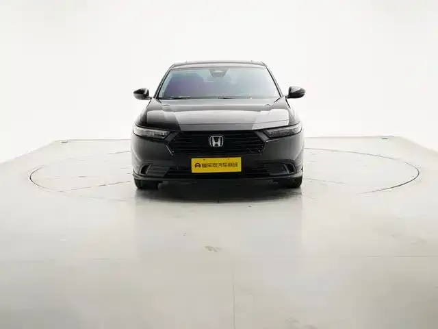 Honda Accord — фото 2