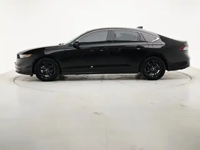 Honda Accord — фото 7