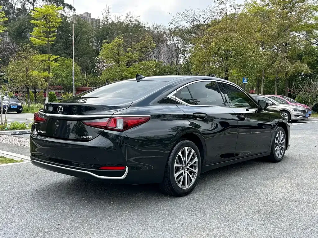 Lexus ES 2023 из CN, фото 6