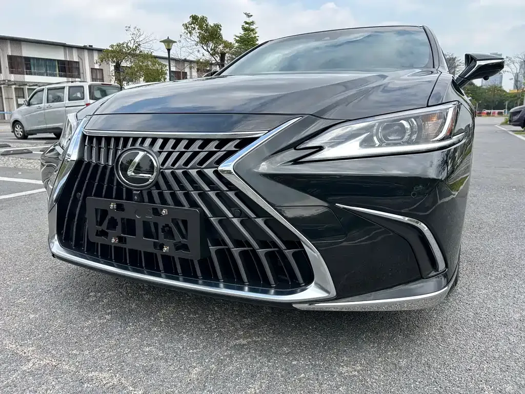 Lexus ES 2023 из CN, фото 10