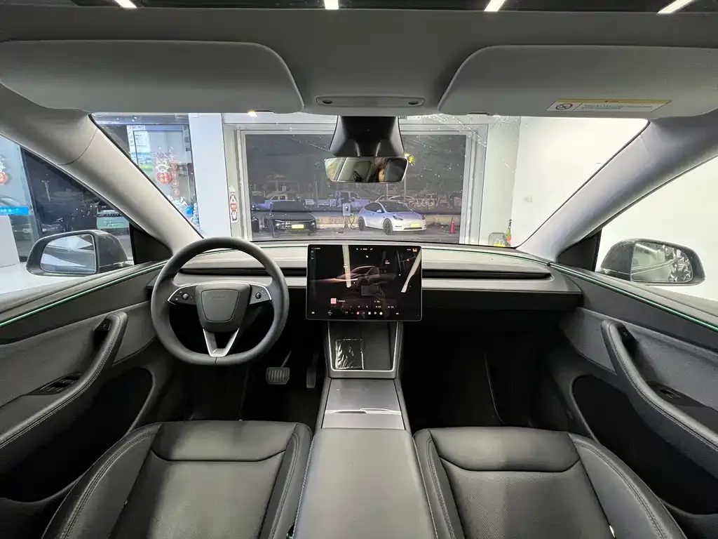 Tesla Model Y 2025 из CN, фото 7