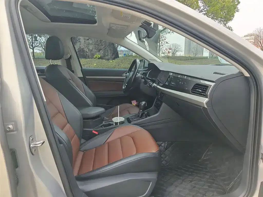 Volkswagen Lavida 2021 из CN, фото 2