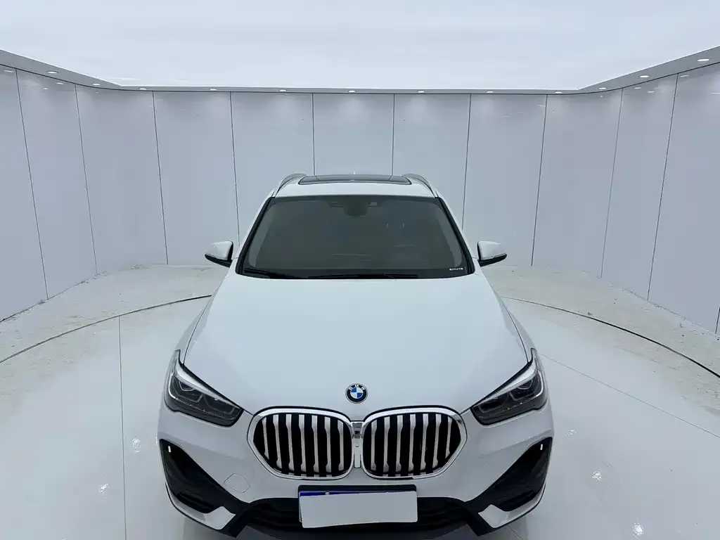 BMW X1 — фото 2