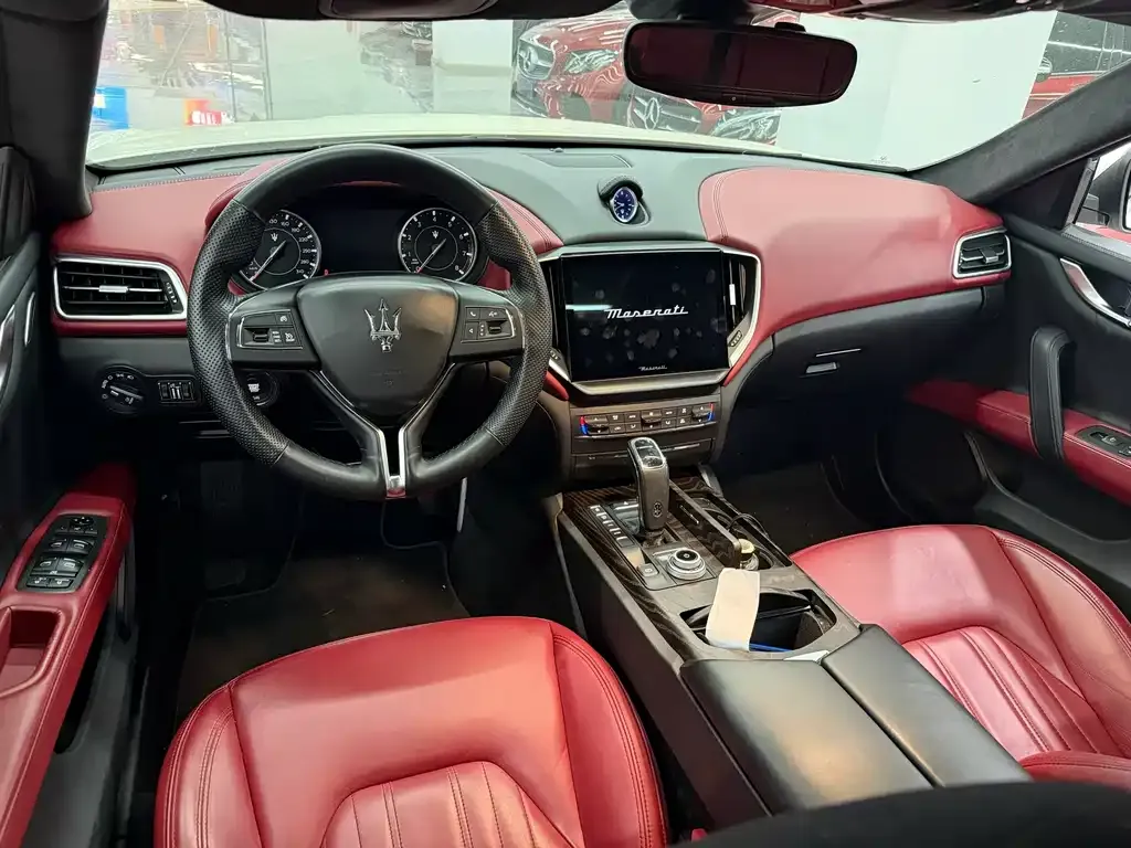 Maserati Ghibli 2021 из CN, фото 3