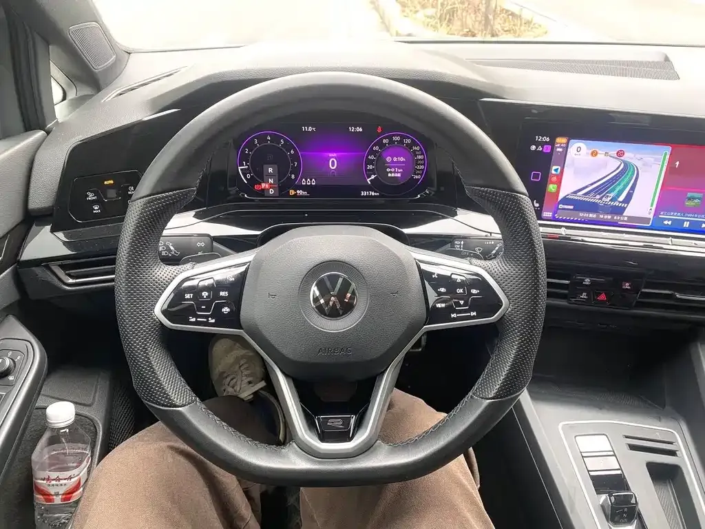 Volkswagen Golf 2022 из CN, фото 2