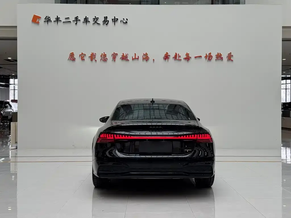 Audi A7L 2024 из CN, фото 5