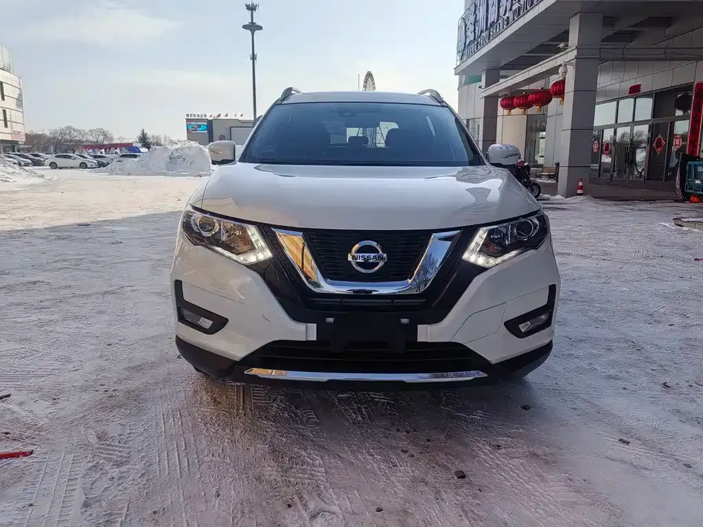 Nissan X-Trail — фото 4